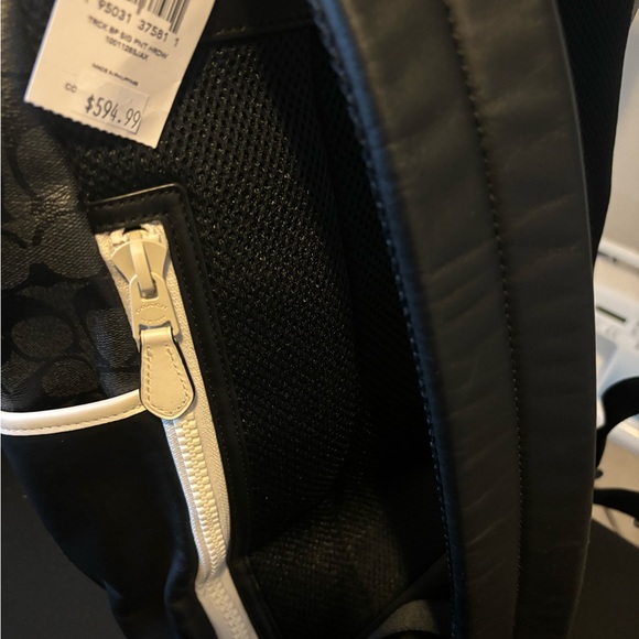Black Coach Track Backpack in Signature Canvas - Picture 7 of 7